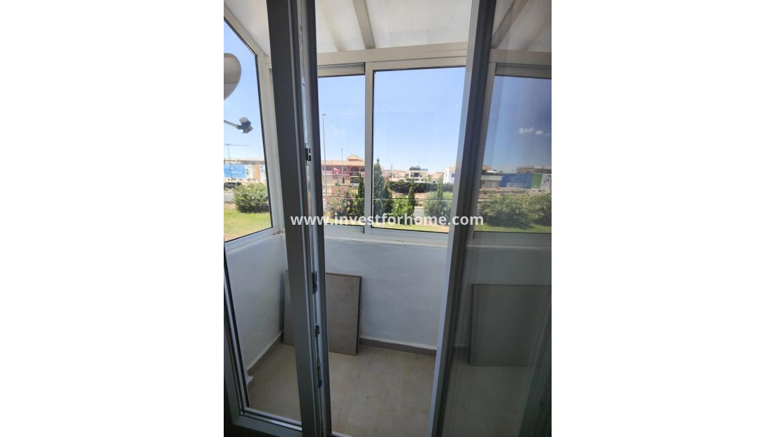 Reventa - Apartamento - Orihuela Costa - La Zenia