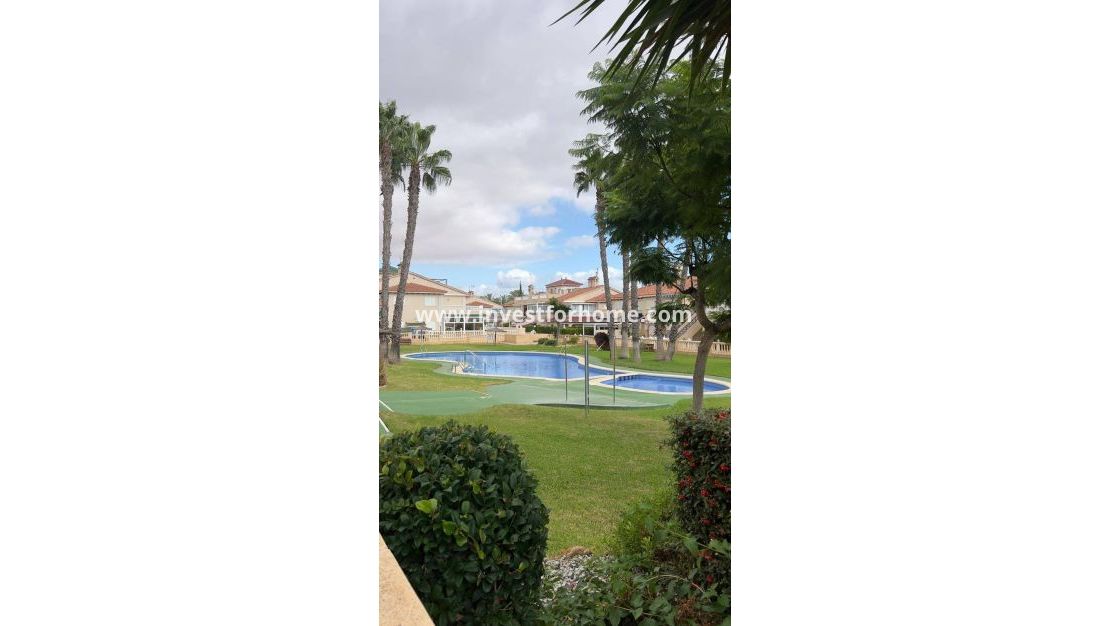 Reventa - Apartamento - Orihuela Costa - La Zenia