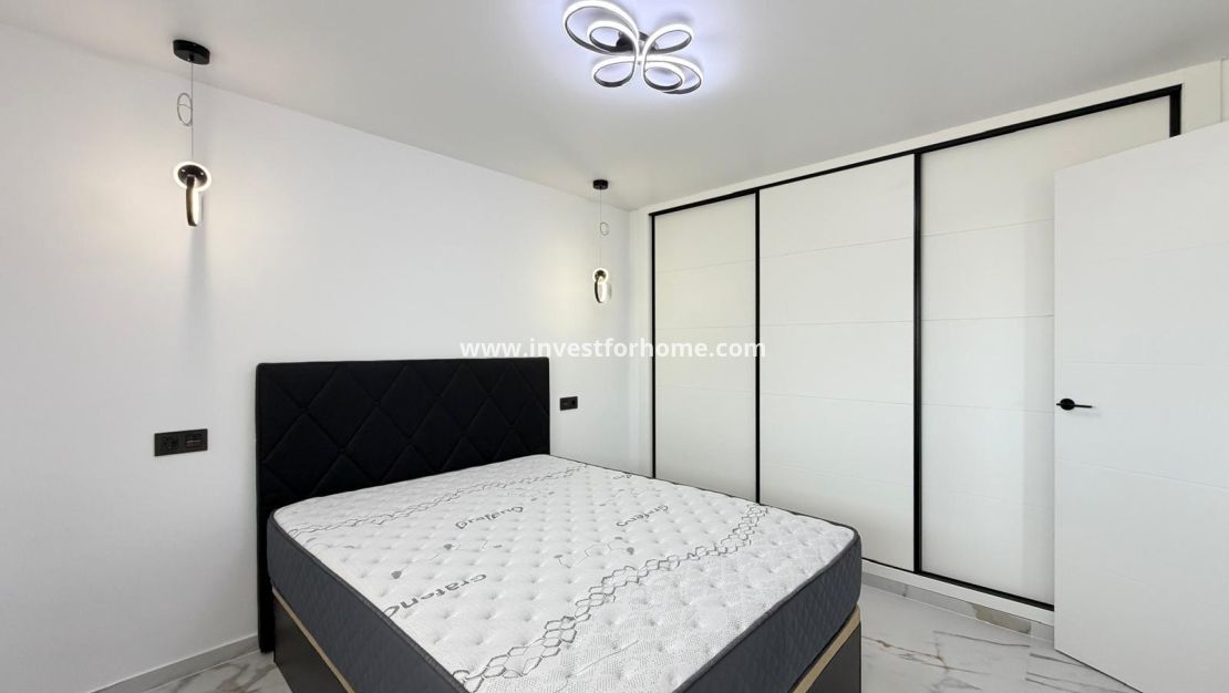 Reventa - Apartamento - Orihuela Costa - La Zenia