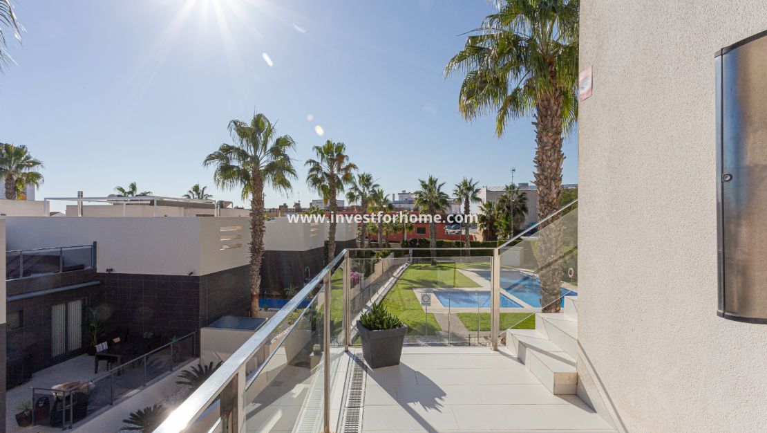 Reventa - Apartamento - Orihuela Costa - Villamartin