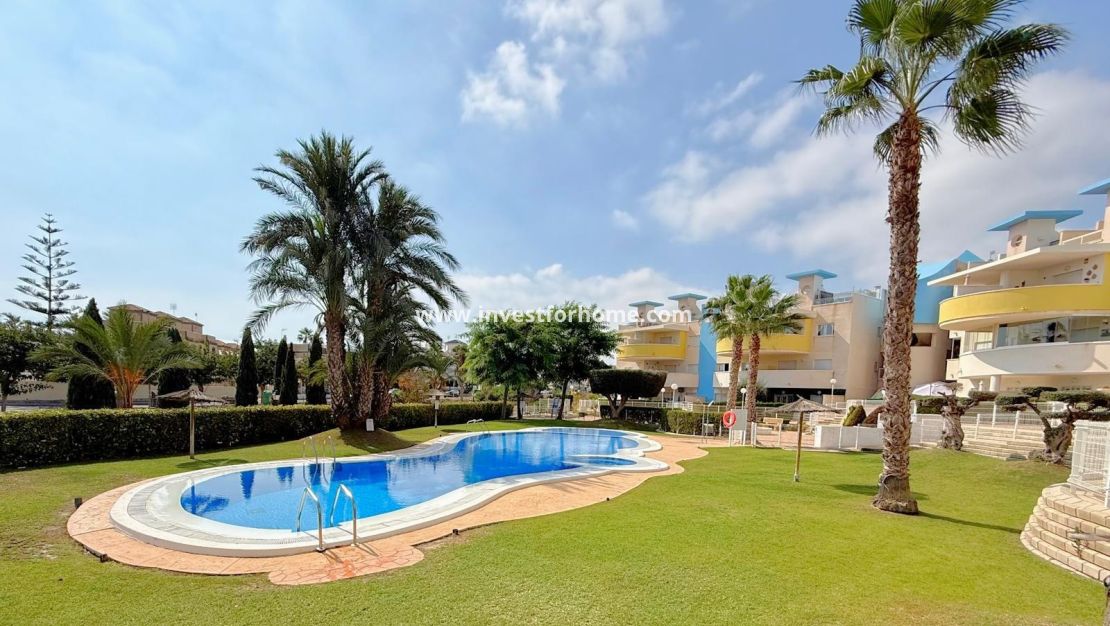 Reventa - Apartamento - Orihuela Costa - Villamartín