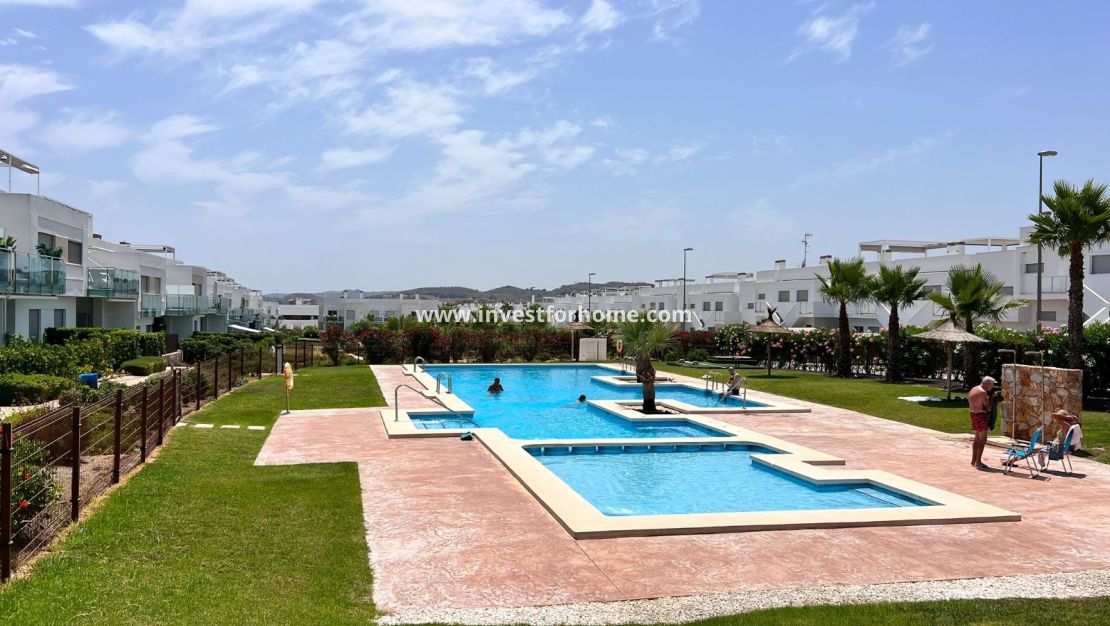 Reventa - Apartamento - Orihuela Costa - Vistabella Golf
