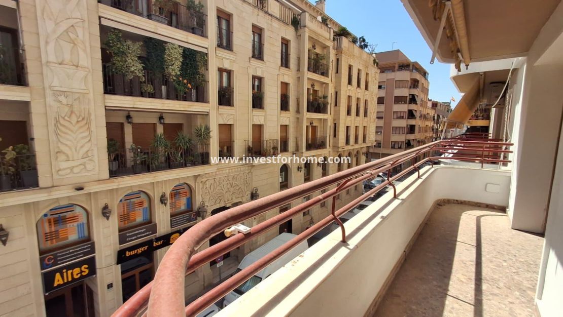 Reventa - Apartamento - Orihuela Costa - Zona Centro