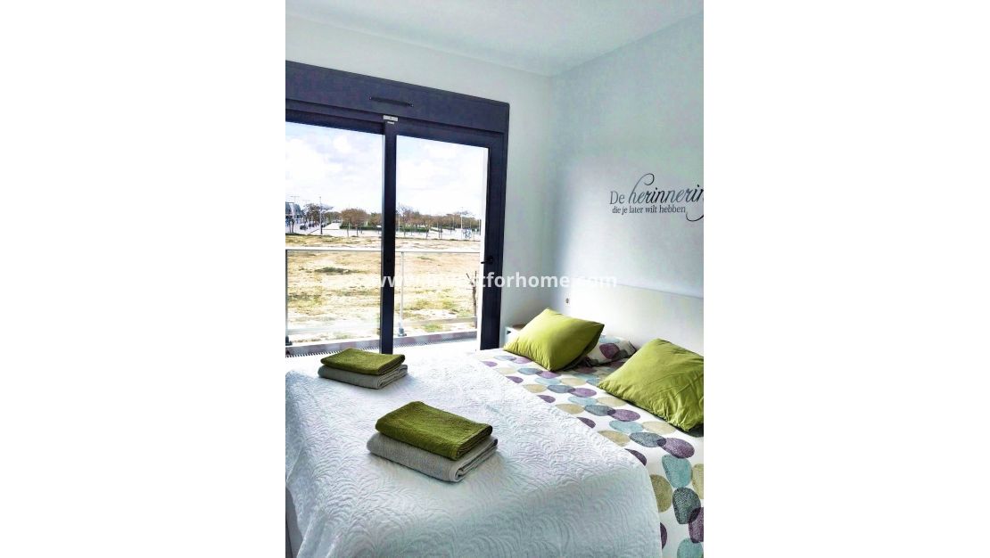 Reventa - Apartamento - Pilar de la Horadada - Pueblo Latino