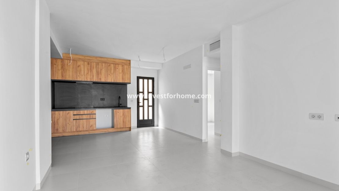 Reventa - Apartamento - San Miguel de Salinas - Inland