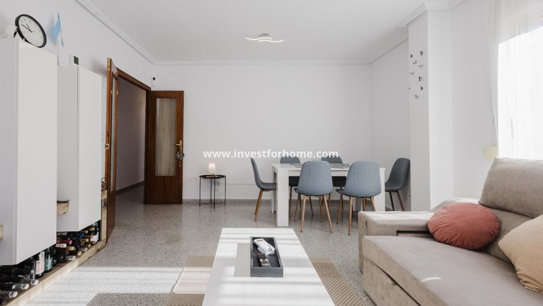 Reventa - Apartamento - San Miguel de Salinas - Inland