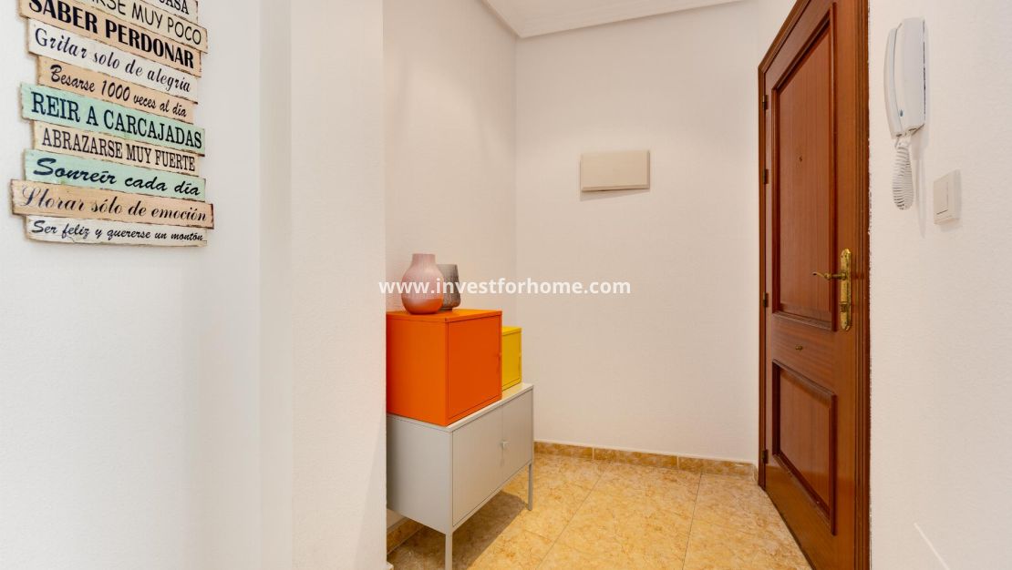 Reventa - Apartamento - San Miguel de Salinas