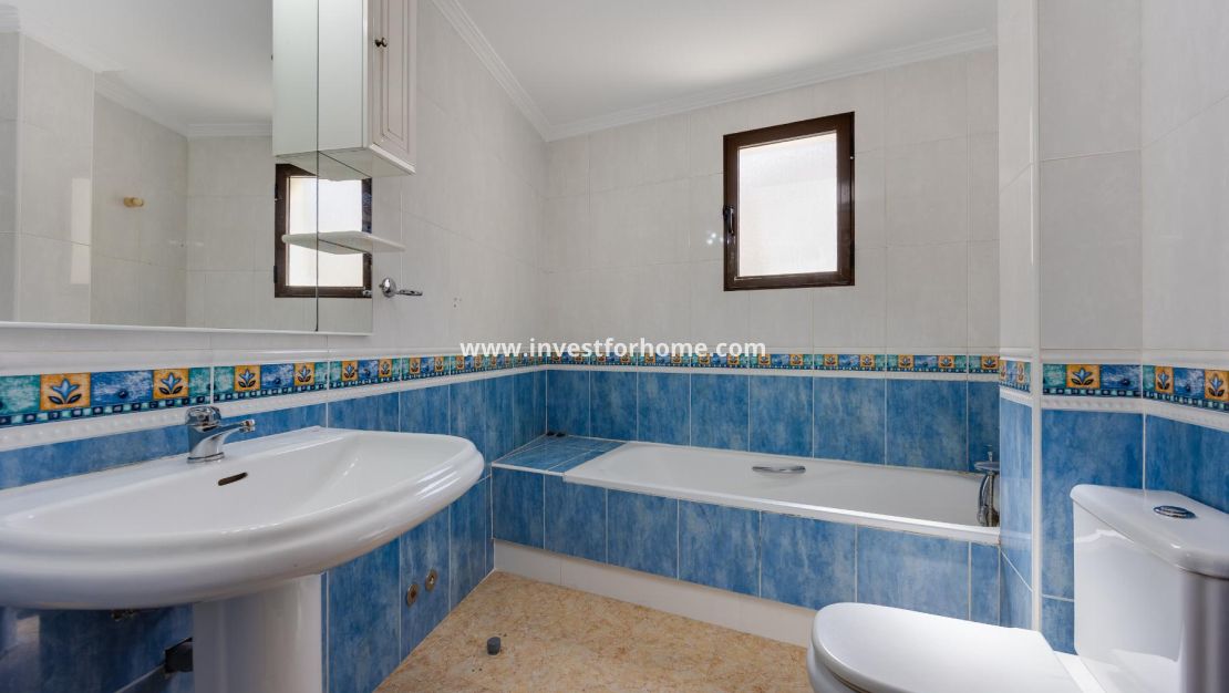 Reventa - Apartamento - San Miguel de Salinas