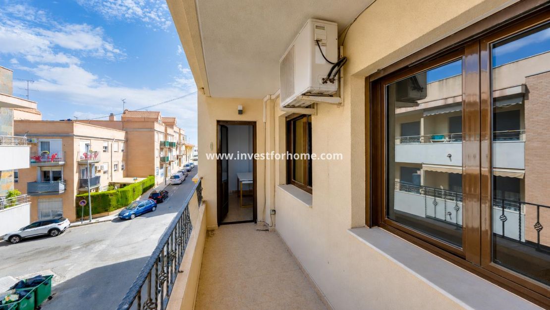 Reventa - Apartamento - San Miguel de Salinas