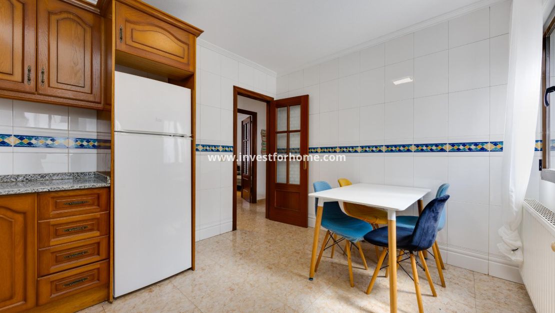 Reventa - Apartamento - San Miguel de Salinas