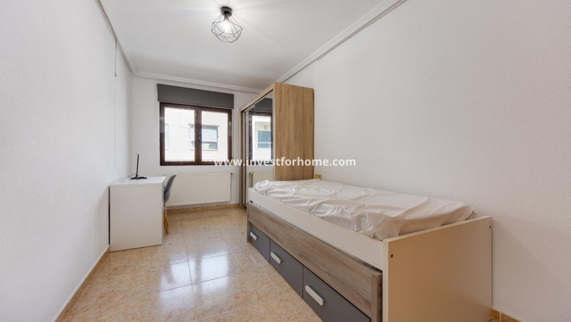 Reventa - Apartamento - San Miguel de Salinas