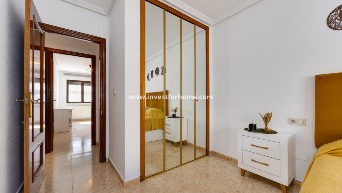 Reventa - Apartamento - San Miguel de Salinas