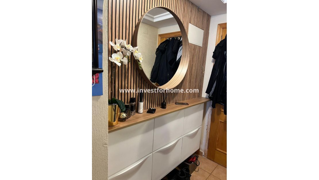 Reventa - Apartamento - Torrevieja - aguas nuevas