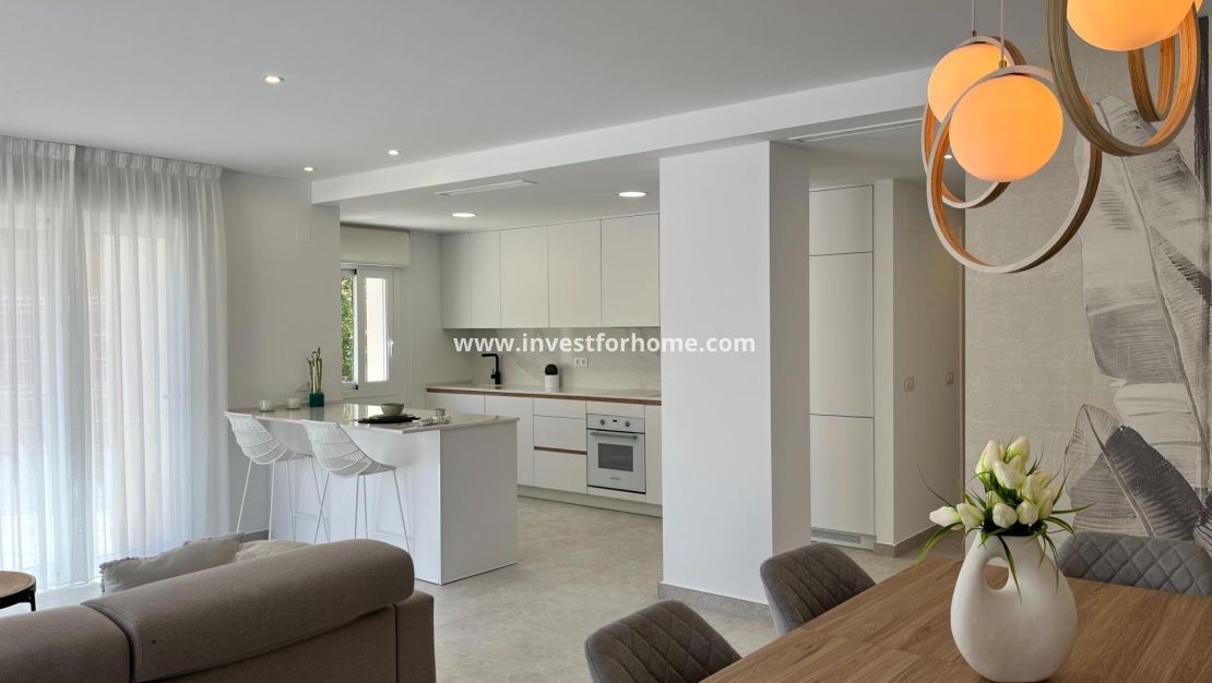 Reventa - Apartamento - Torrevieja - aguas nuevas