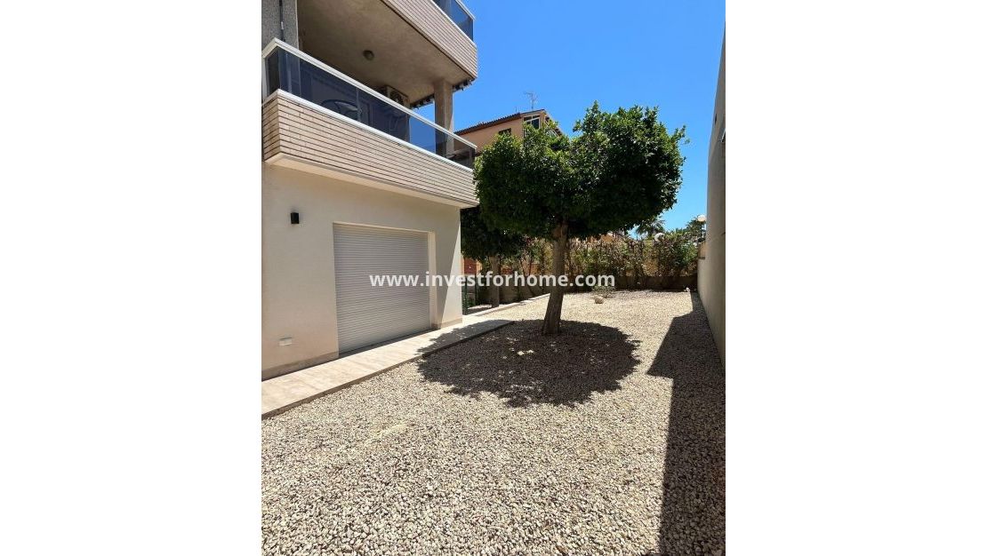 Reventa - Apartamento - Torrevieja - aguas nuevas