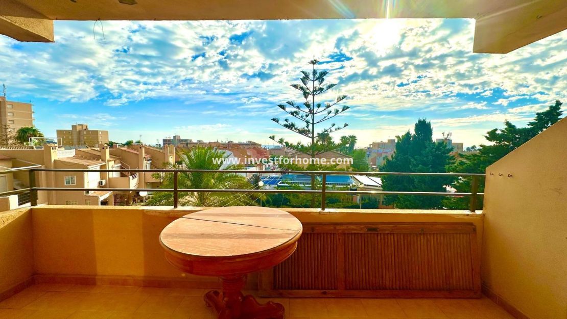 Reventa - Apartamento - Torrevieja - aguas nuevas