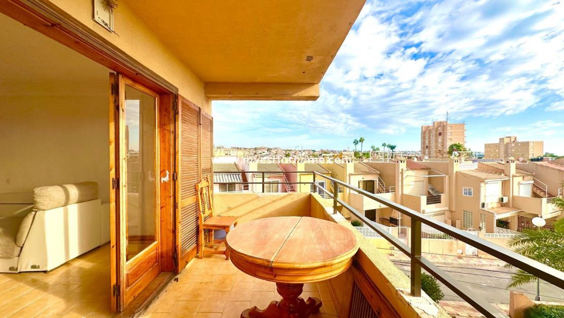 Reventa - Apartamento - Torrevieja - aguas nuevas