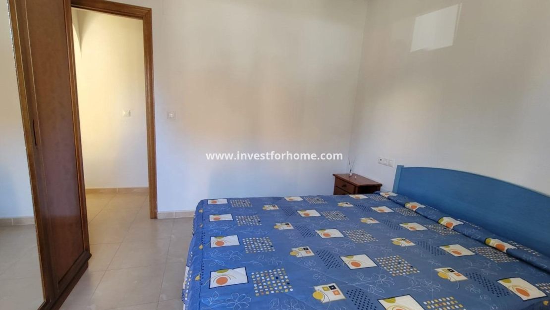Reventa - Apartamento - Torrevieja - aguas nuevas
