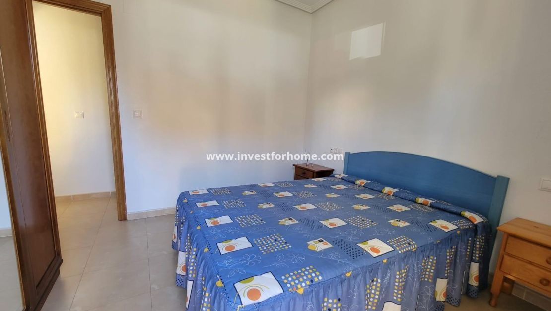 Reventa - Apartamento - Torrevieja - aguas nuevas