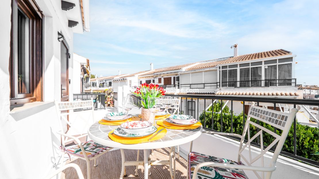 Reventa - Apartamento - Torrevieja - aguas nuevas