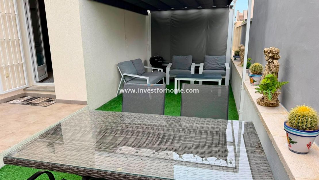 Reventa - Apartamento - Torrevieja - aguas nuevas
