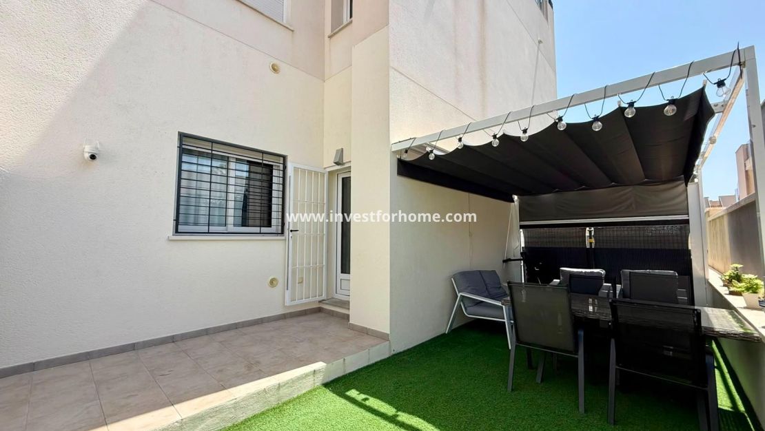 Reventa - Apartamento - Torrevieja - aguas nuevas