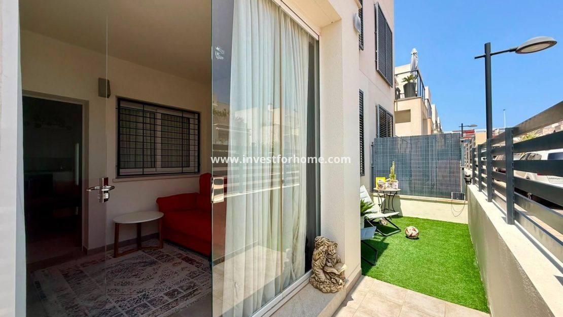 Reventa - Apartamento - Torrevieja - aguas nuevas
