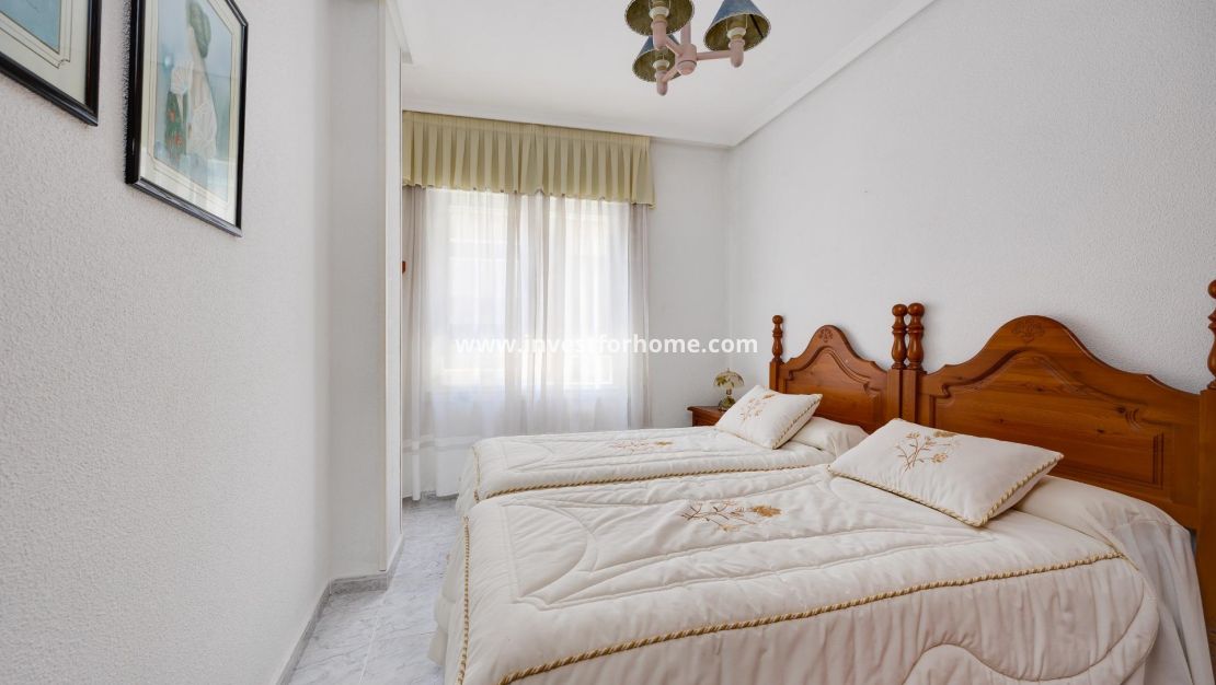 Reventa - Apartamento - Torrevieja - Antonio Machado