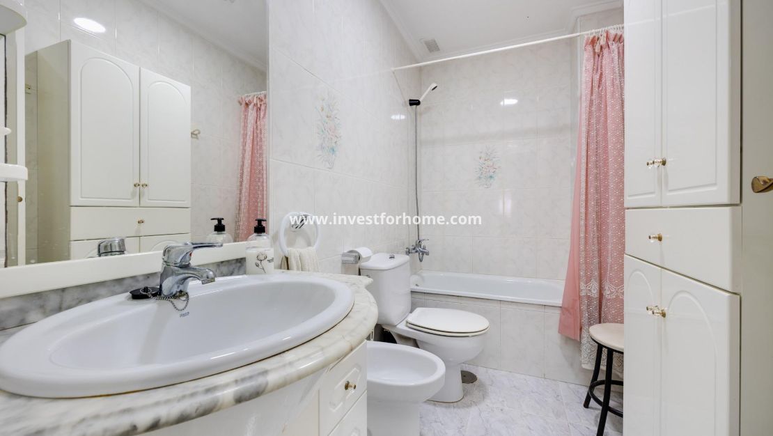 Reventa - Apartamento - Torrevieja - Antonio Machado