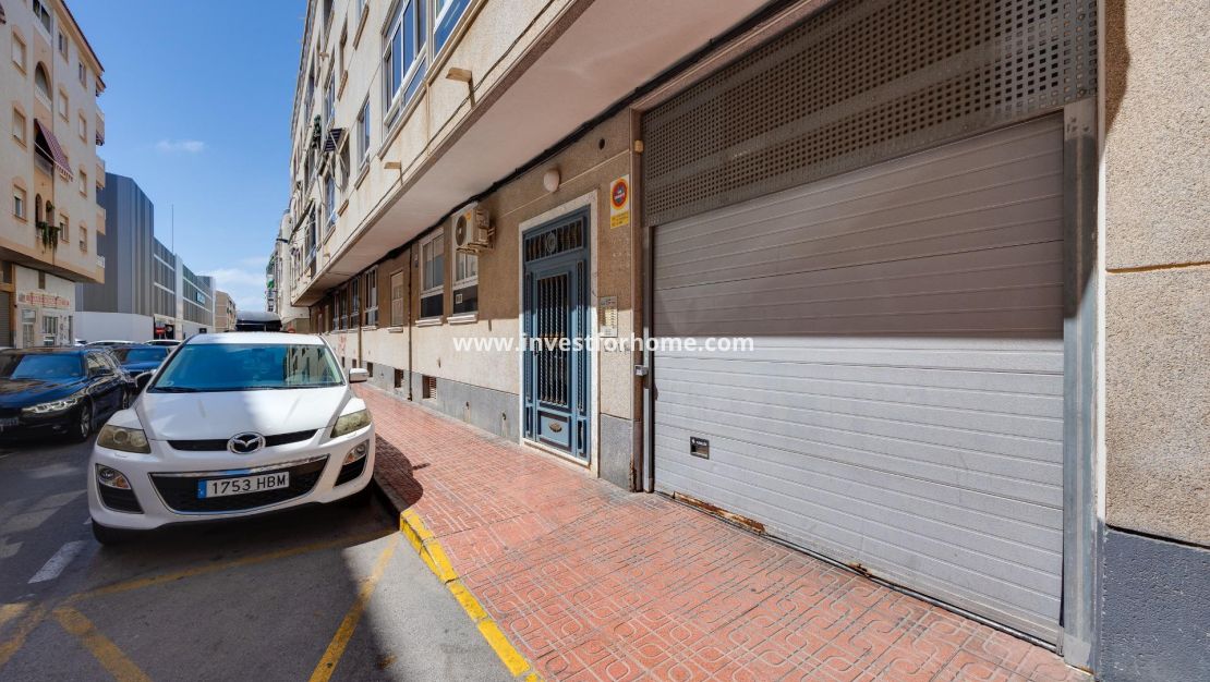 Reventa - Apartamento - Torrevieja - Antonio Machado