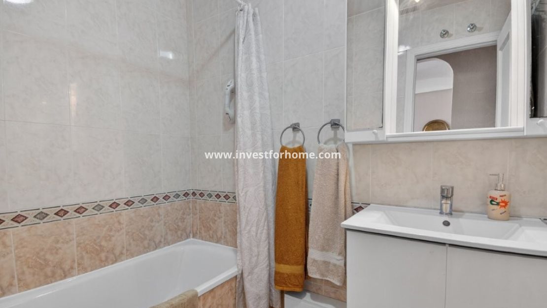 Reventa - Apartamento - Torrevieja - Calas Blancas