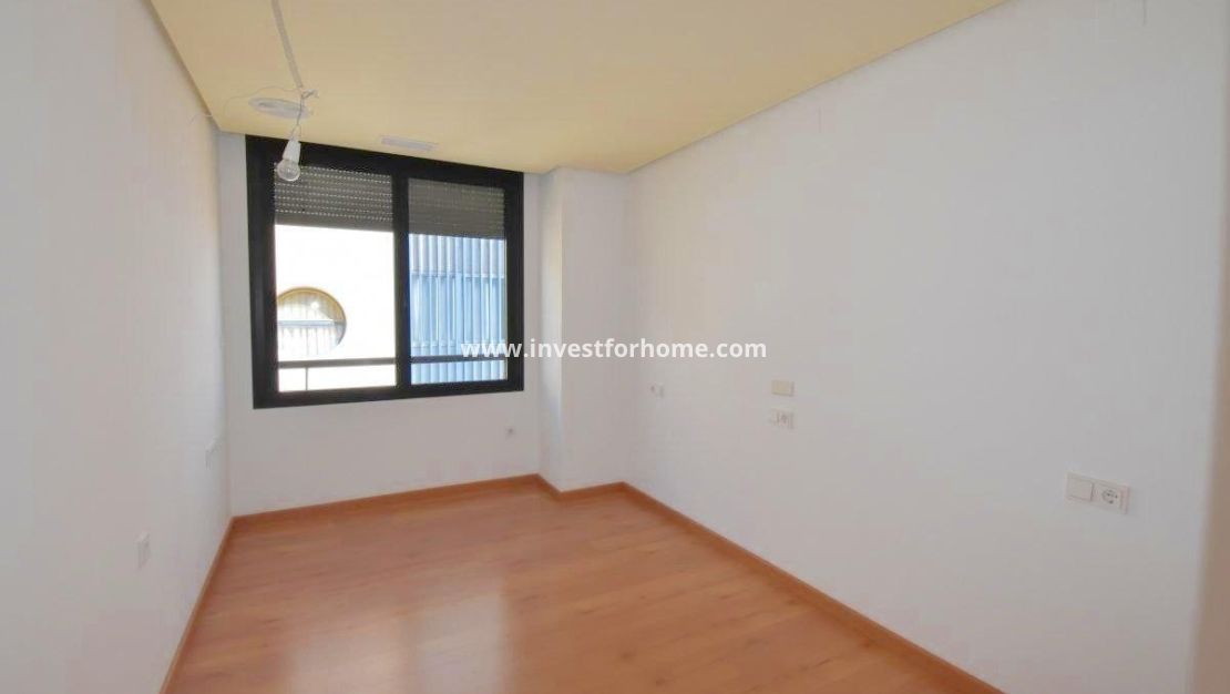 Reventa - Apartamento - Torrevieja - Centro - Muelle Pesquero