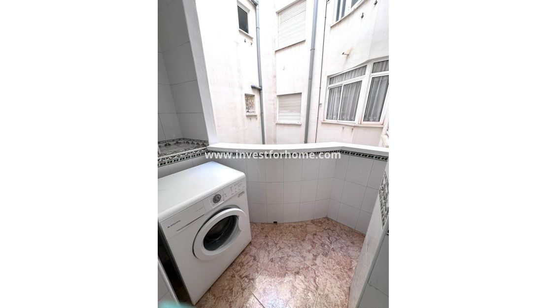 Reventa - Apartamento - Torrevieja - Centro - Muelle Pesquero