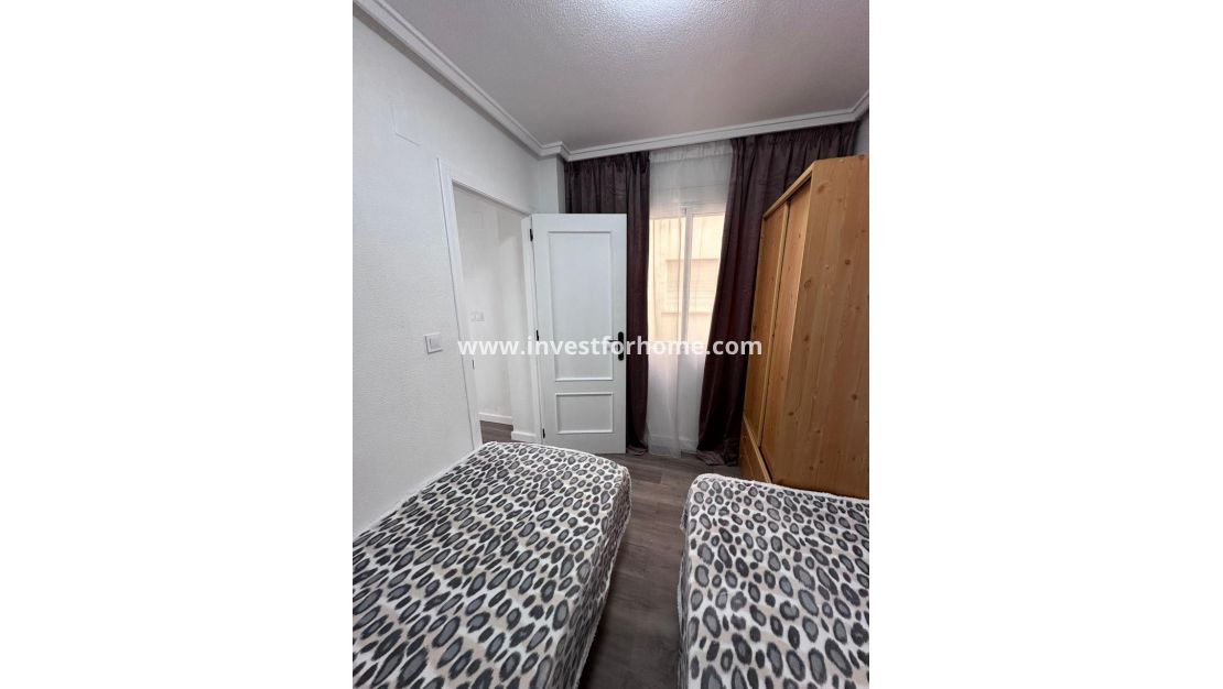 Reventa - Apartamento - Torrevieja - Centro - Muelle Pesquero