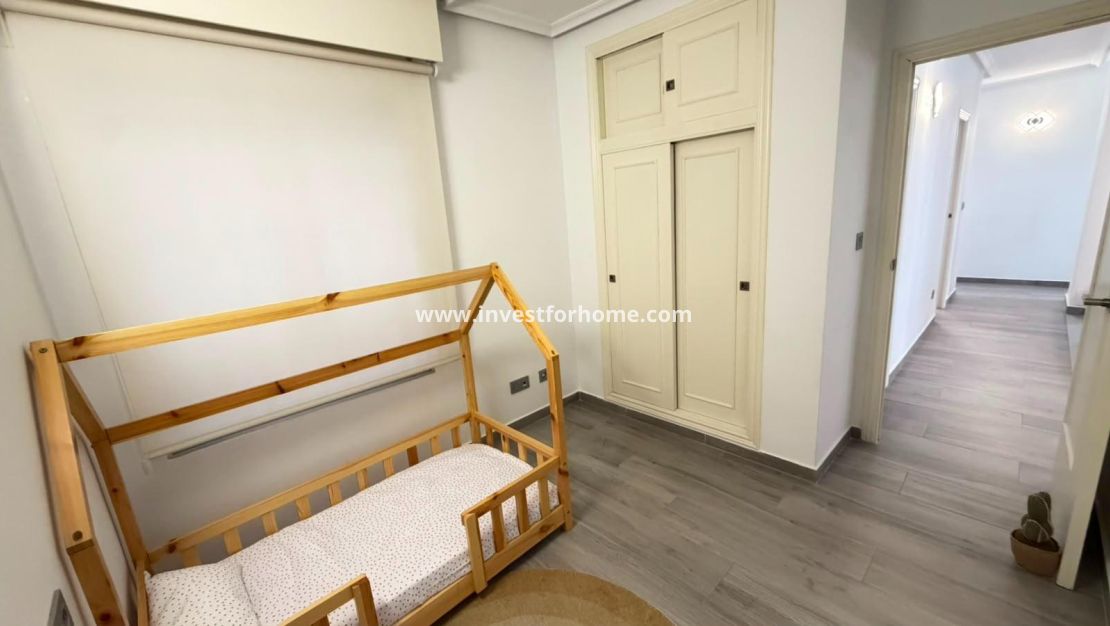 Reventa - Apartamento - Torrevieja - Centro - Muelle Pesquero