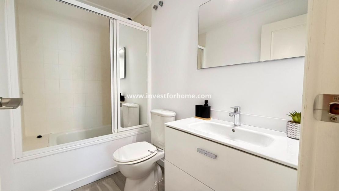 Reventa - Apartamento - Torrevieja - Centro - Muelle Pesquero