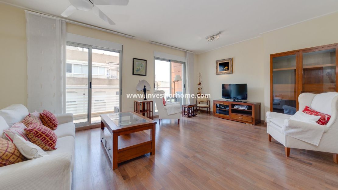 Reventa - Apartamento - Torrevieja - Centro