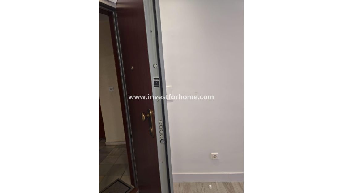 Reventa - Apartamento - Torrevieja - Centro