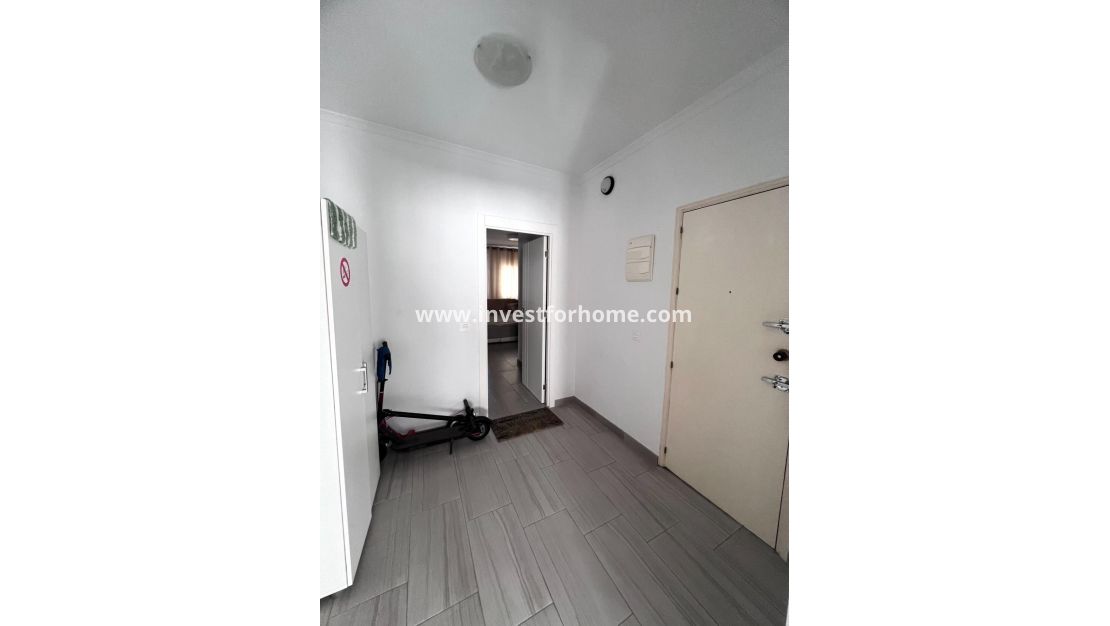 Reventa - Apartamento - Torrevieja - Centro