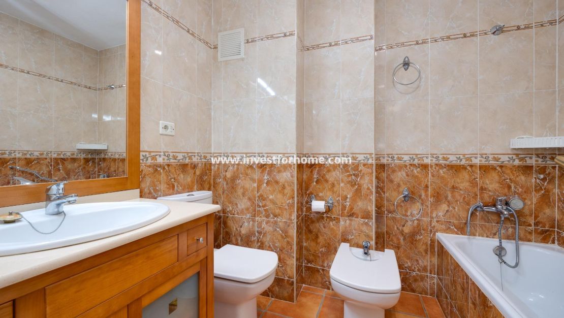 Reventa - Apartamento - Torrevieja - Centro