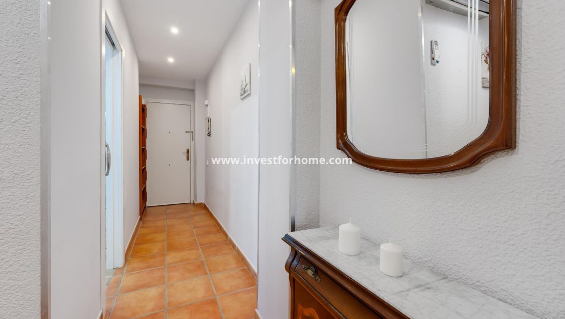 Reventa - Apartamento - Torrevieja - Centro