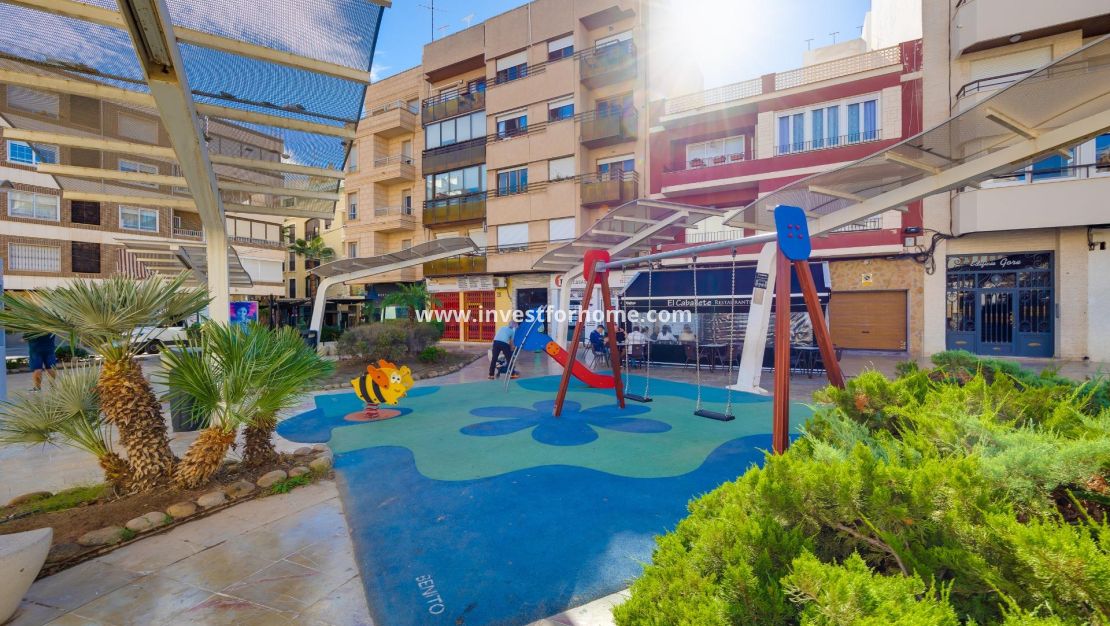 Reventa - Apartamento - Torrevieja - Centro