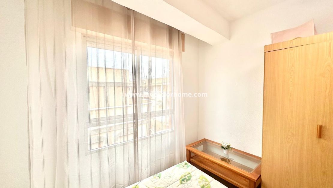 Reventa - Apartamento - Torrevieja - Centro