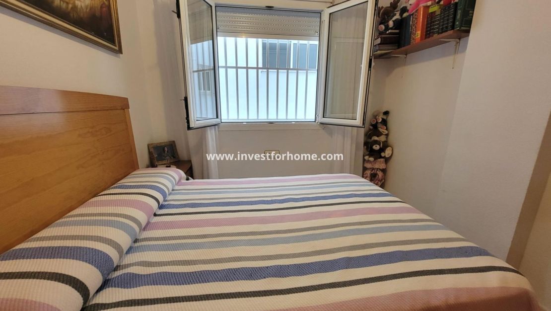 Reventa - Apartamento - Torrevieja - Centro