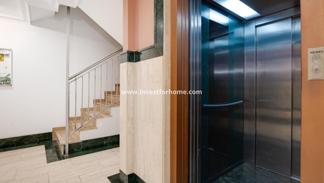 Reventa - Apartamento - Torrevieja - Centro