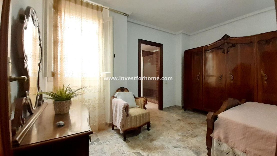 Reventa - Apartamento - Torrevieja - Centro