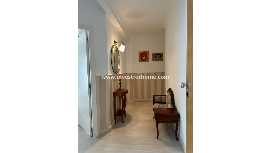 Reventa - Apartamento - Torrevieja - Centro