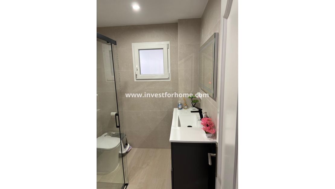 Reventa - Apartamento - Torrevieja - Centro