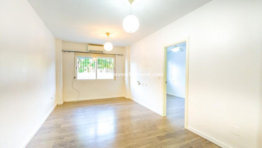 Reventa - Apartamento - Torrevieja - Centro