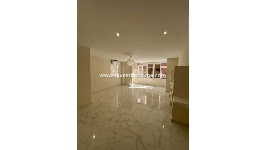 Reventa - Apartamento - Torrevieja - Centro